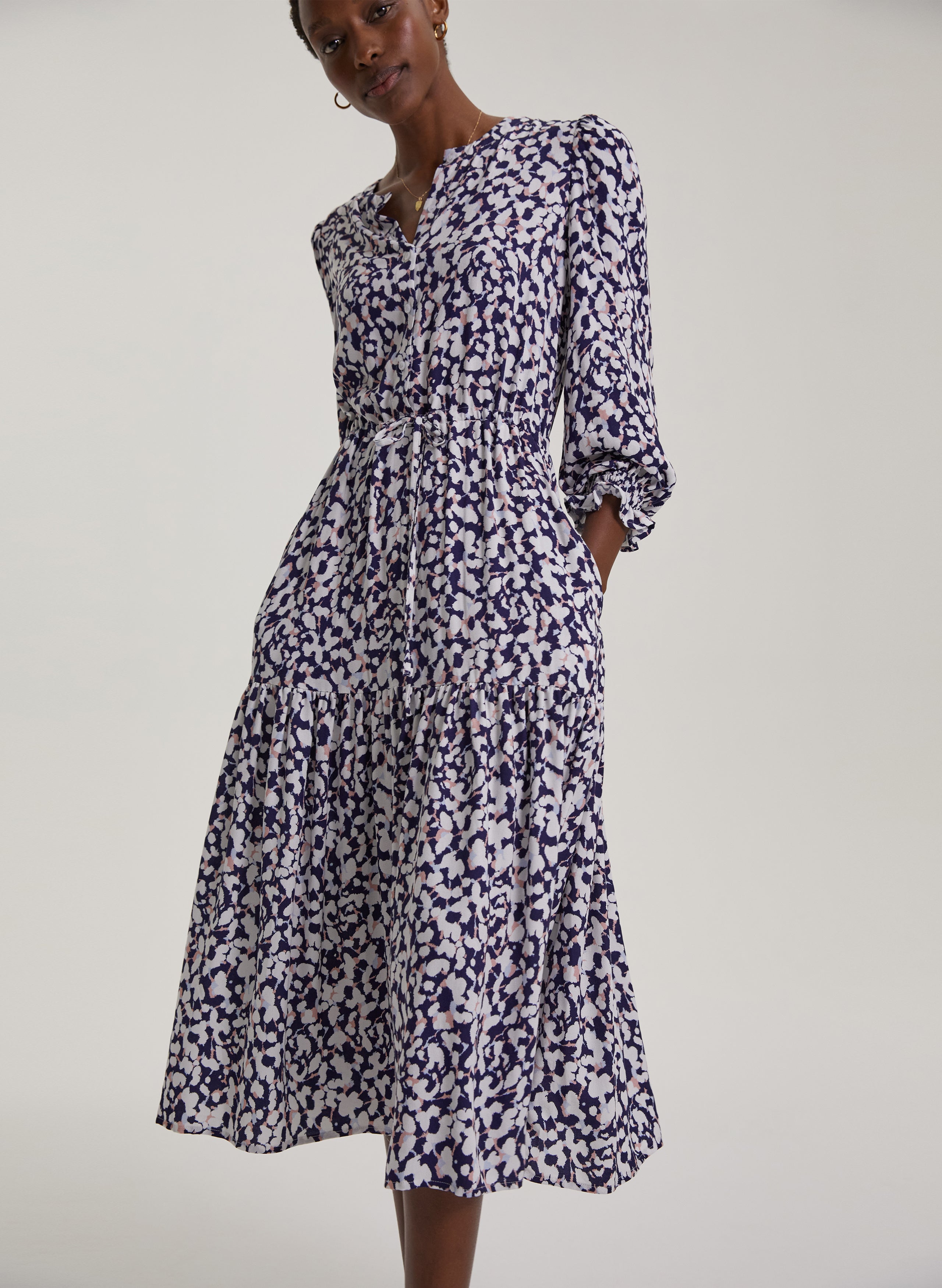 Aabriella Dress with LENZING™ ECOVERO™ – Baukjen