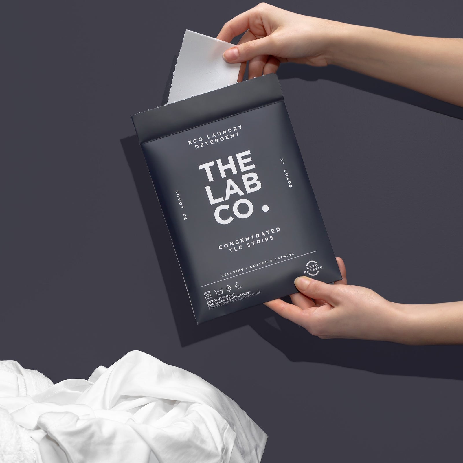 The Lab Co. Laundry Detergent Strips 32 pack Baukjen