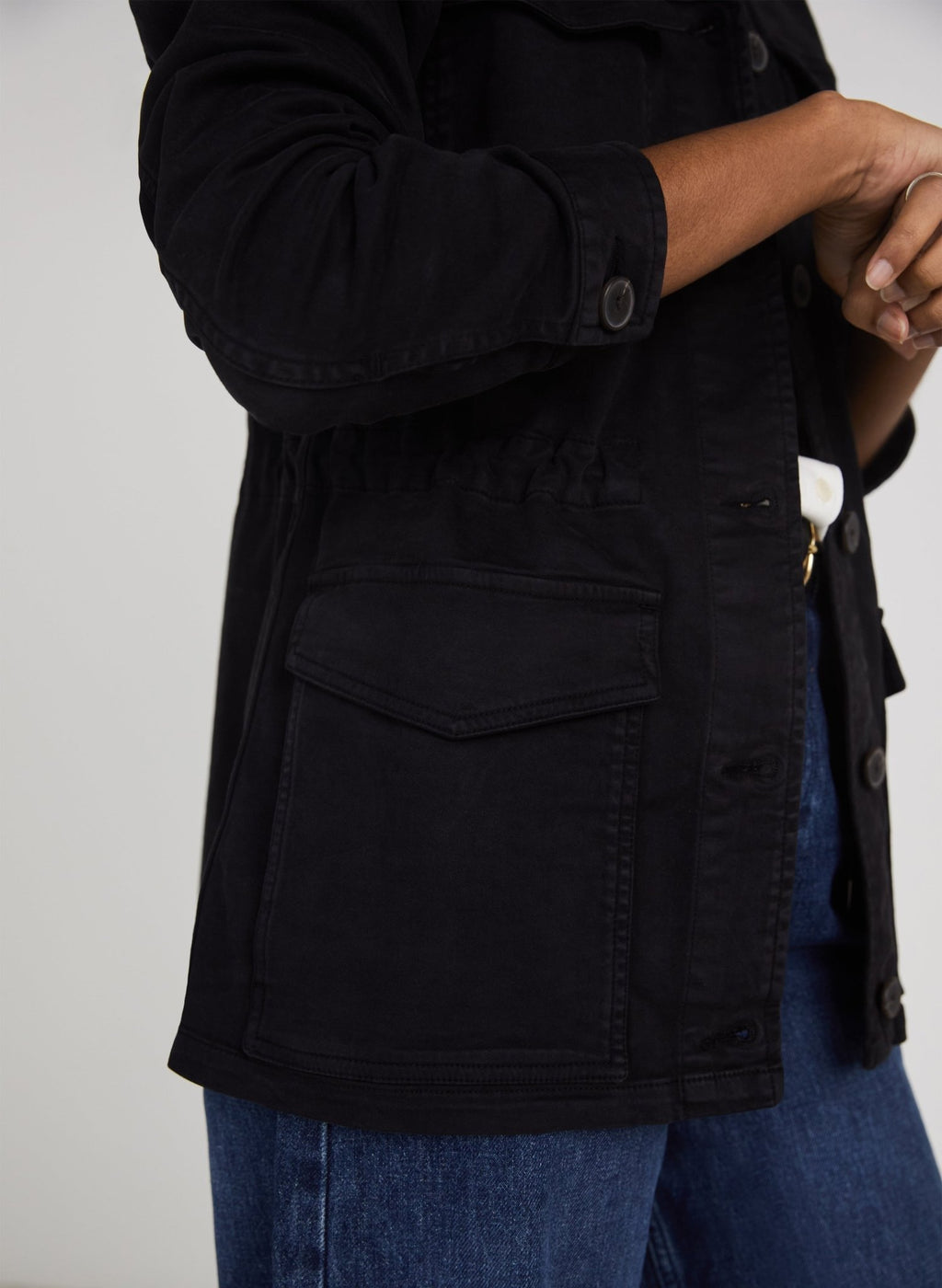 Drake Organic Utility Jacket - Caviar Black Baukjen