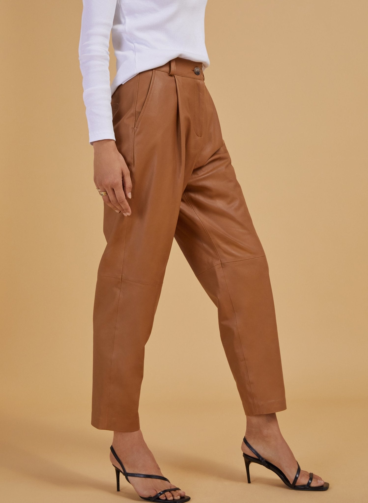 Faiza Leather Trouser  - Butterscotch Baukjen