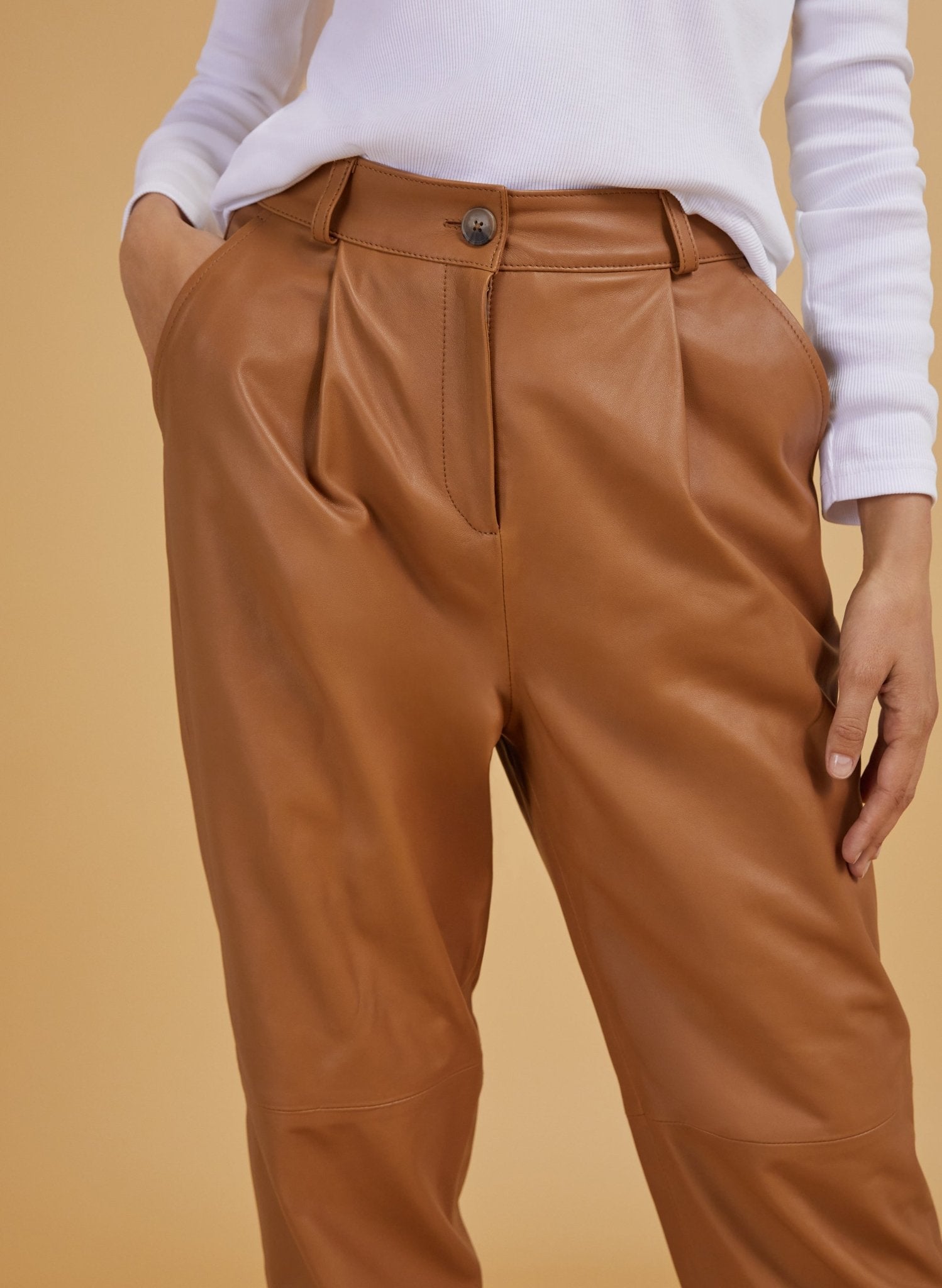 Faiza Leather Trouser  - Butterscotch Baukjen