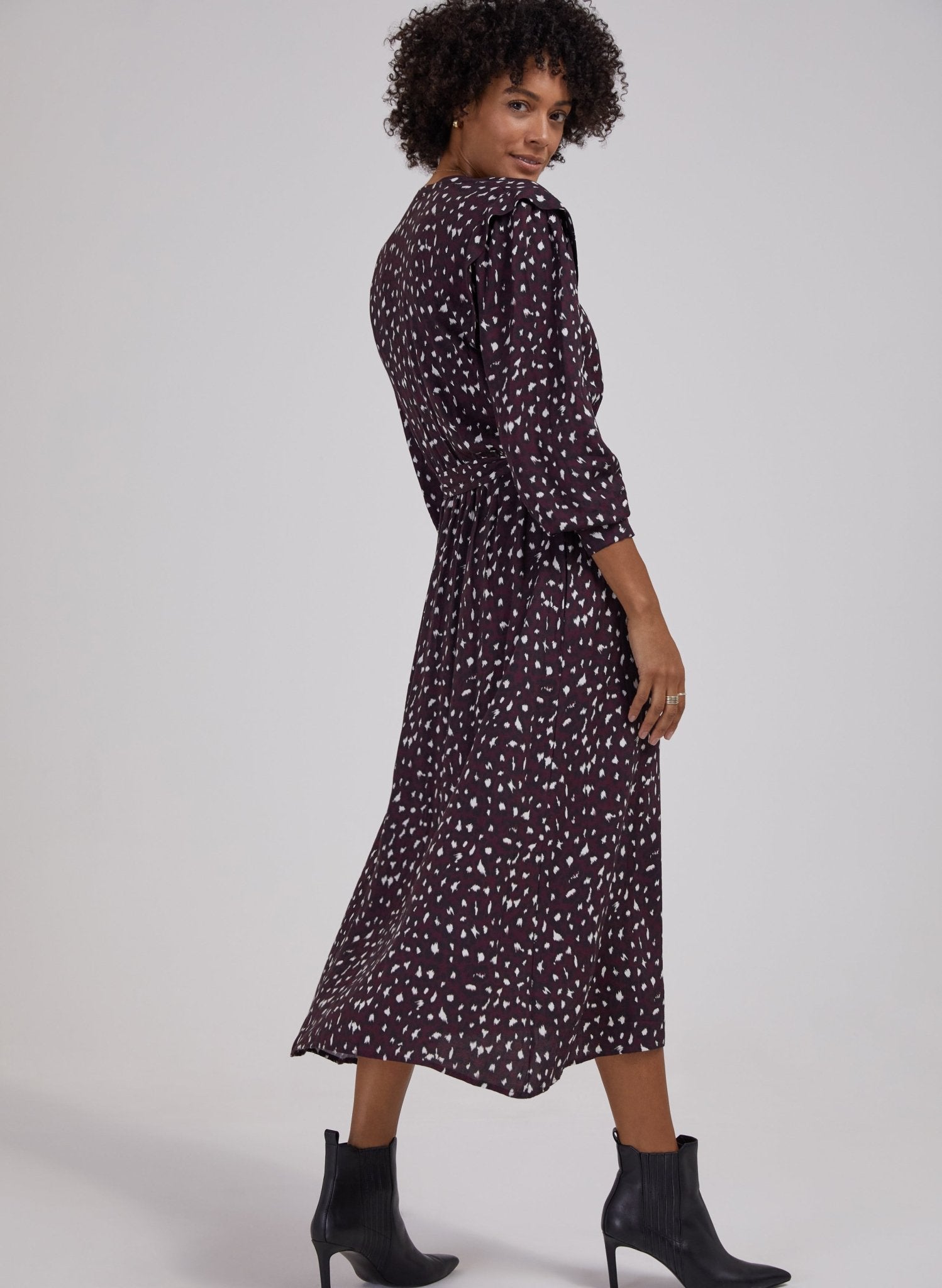 Harper Dress with Lenzing™ Ecovero™ - Dark Cherry Leopard Print Baukjen